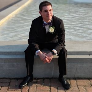 Meet your Posher, Wesley